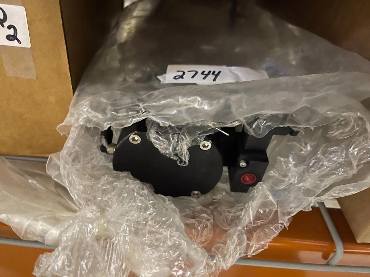 MDC LGV-3000V-P-03 PNEUMATIC GATE VALVE NEW STOCK #2744