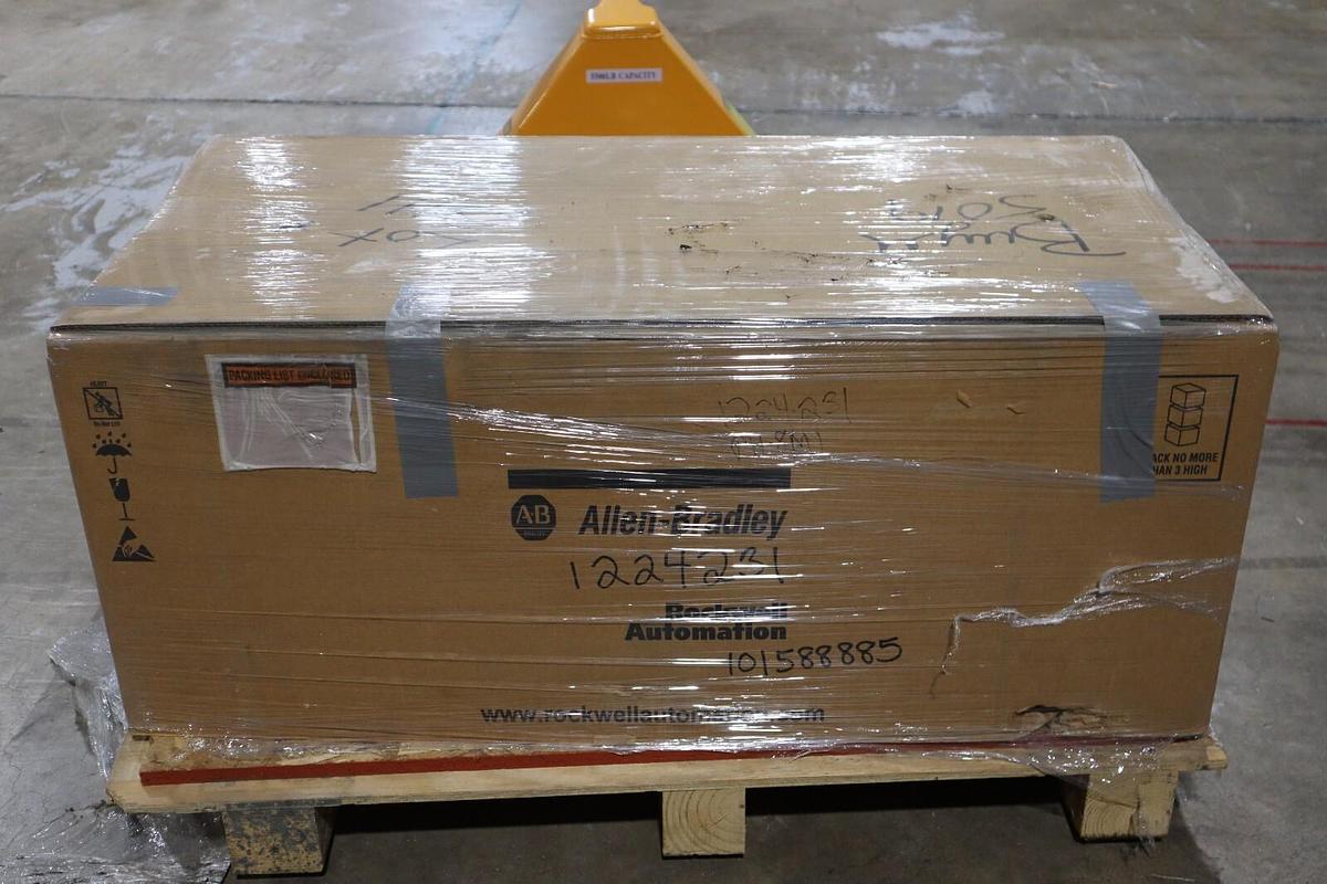 Used Allen Bradley 20DD248A3ENNACNNN 200 HP POWERFLEX 700 STOCK S-638