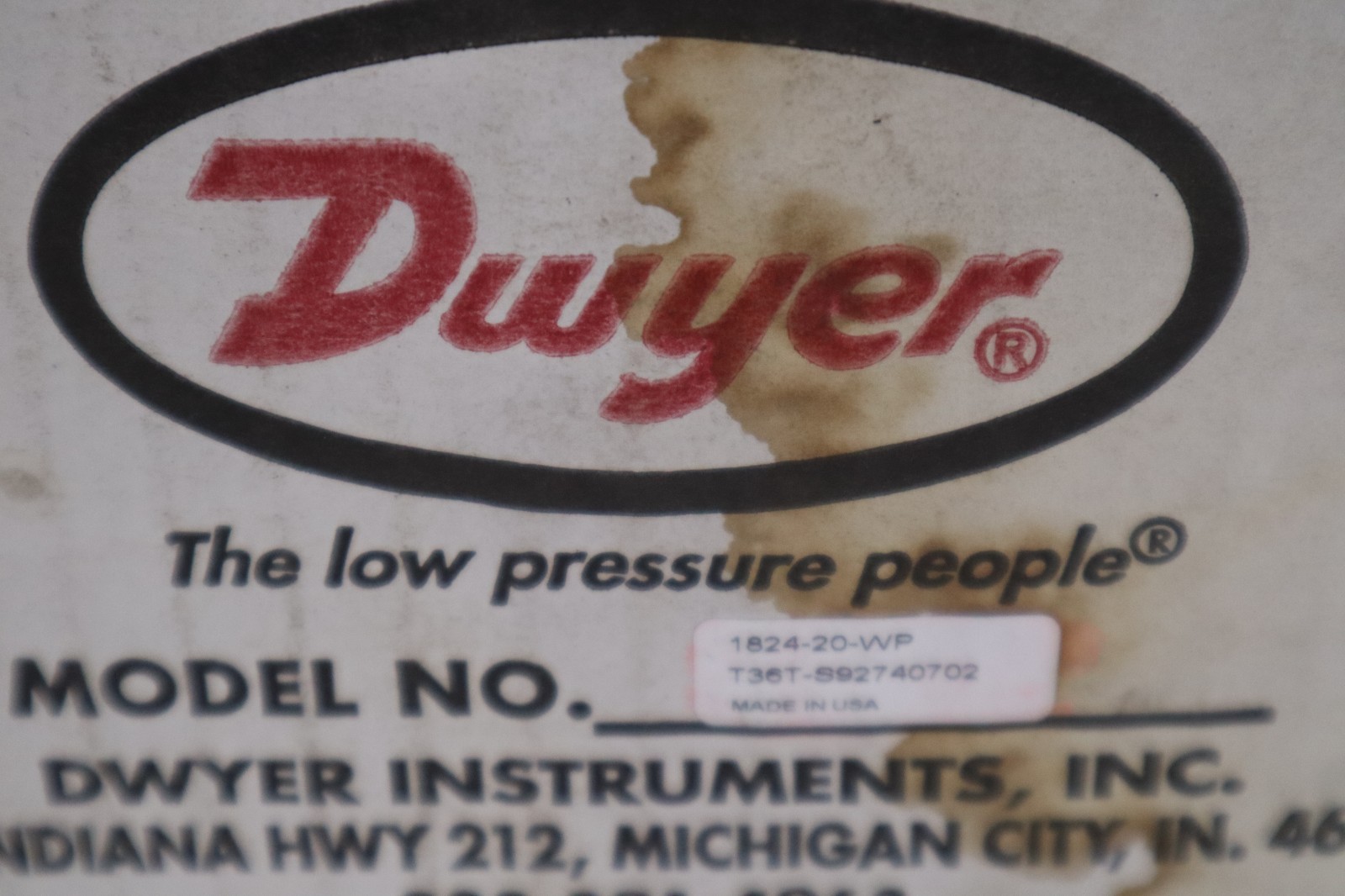 DWYER 1824-20-WP PRESSURE SWITCH IN WEATHERPROOF HOUSING - STOCK GF344