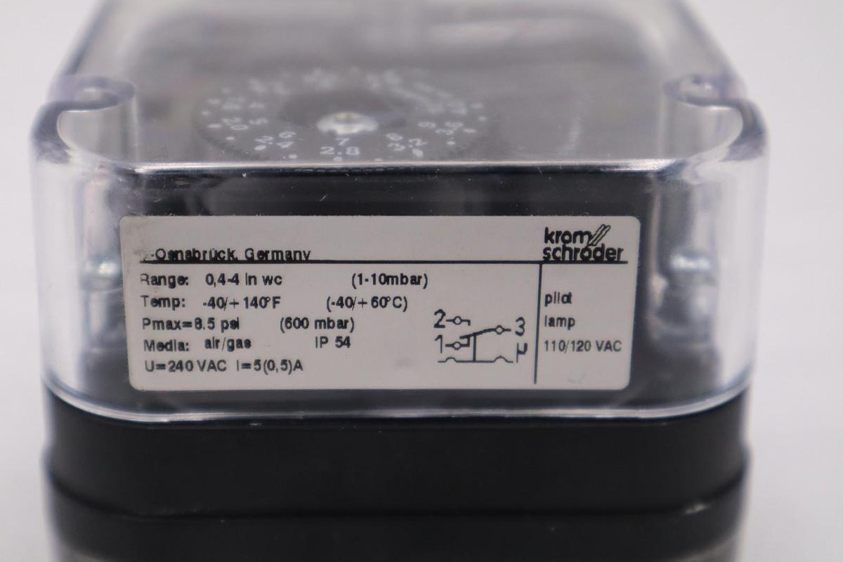 Used Krom Schroder DG10T Pressure Switch 0.4-4.0 IN WC 1.0-10 BAR STOCK H428A