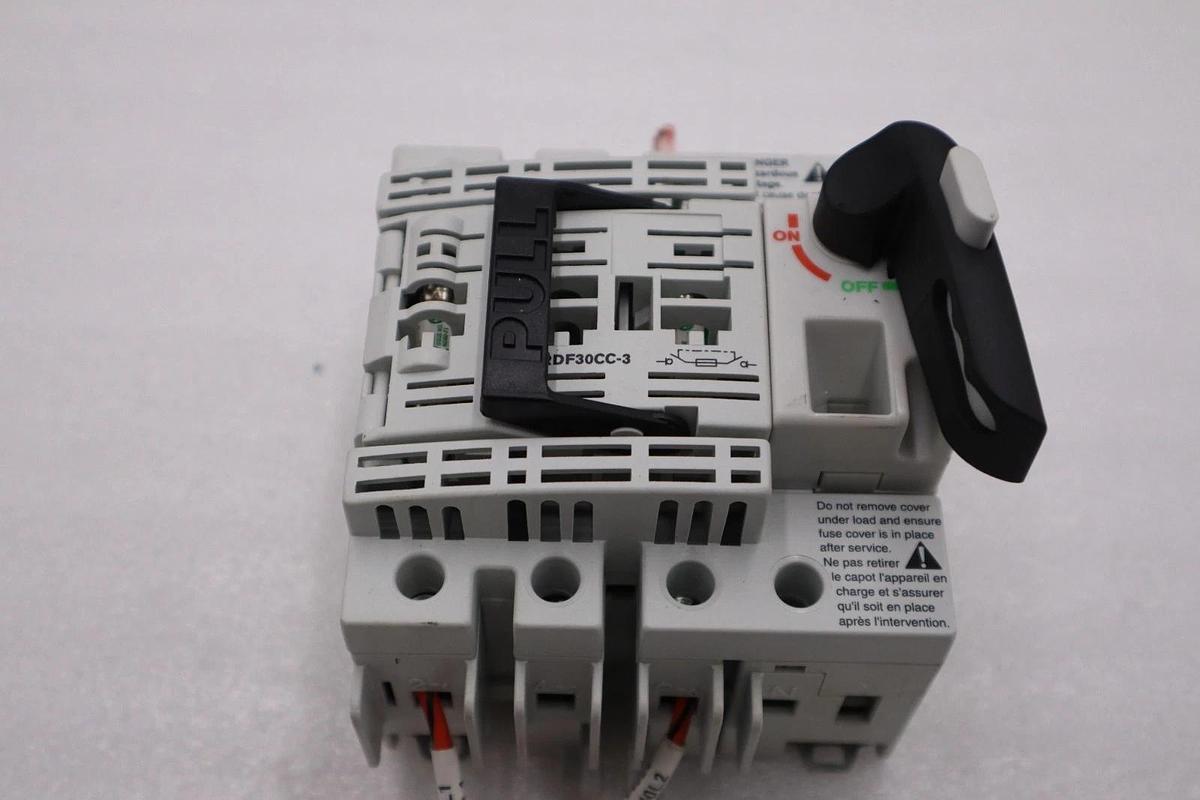 Used BUSSMANN RDF30CC-3 FUSIBLE DISCONNECT SWITCH 30A 600VAC 3PH STK H1729
