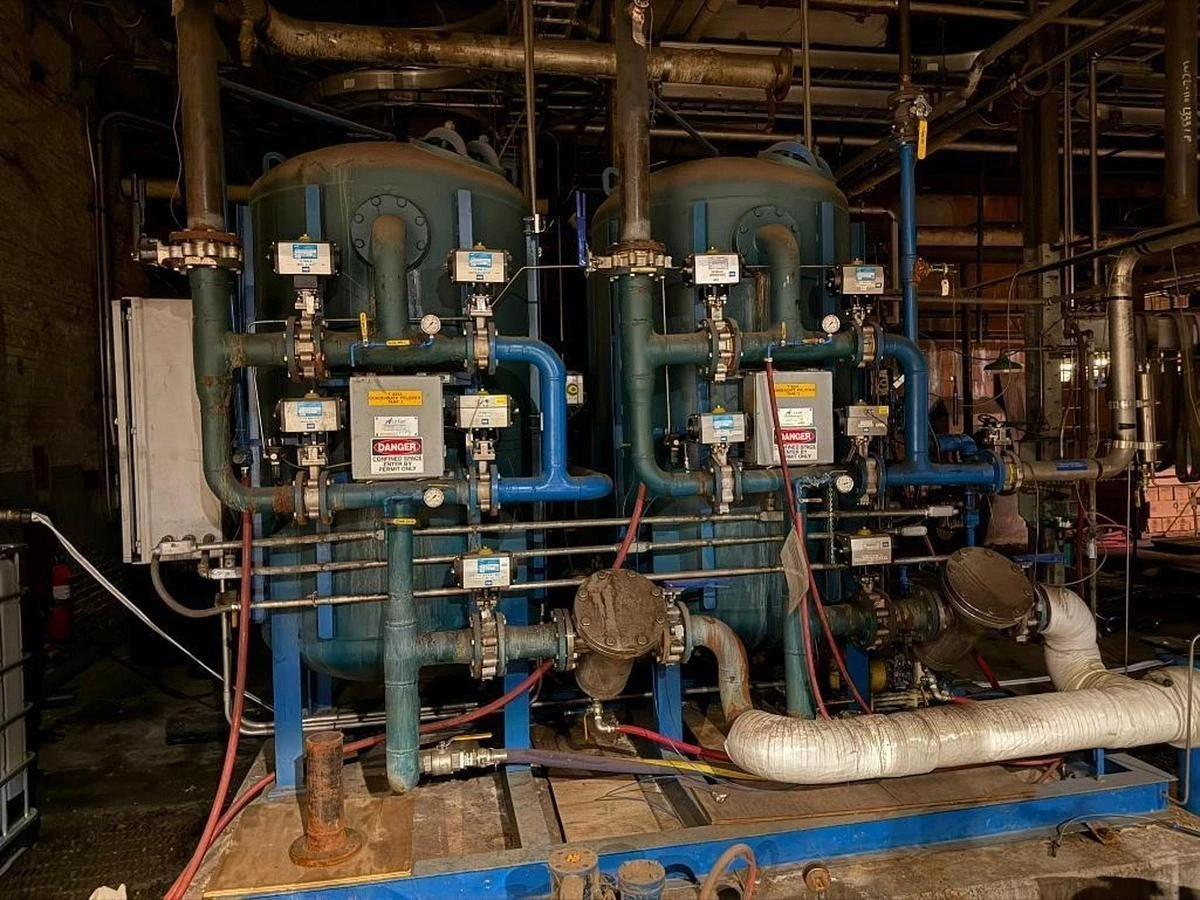 Used COMPLETE REVERSE OSMOSIS WATER FILTER SYSTEM (USED IN PAPER MILL PROCESS)