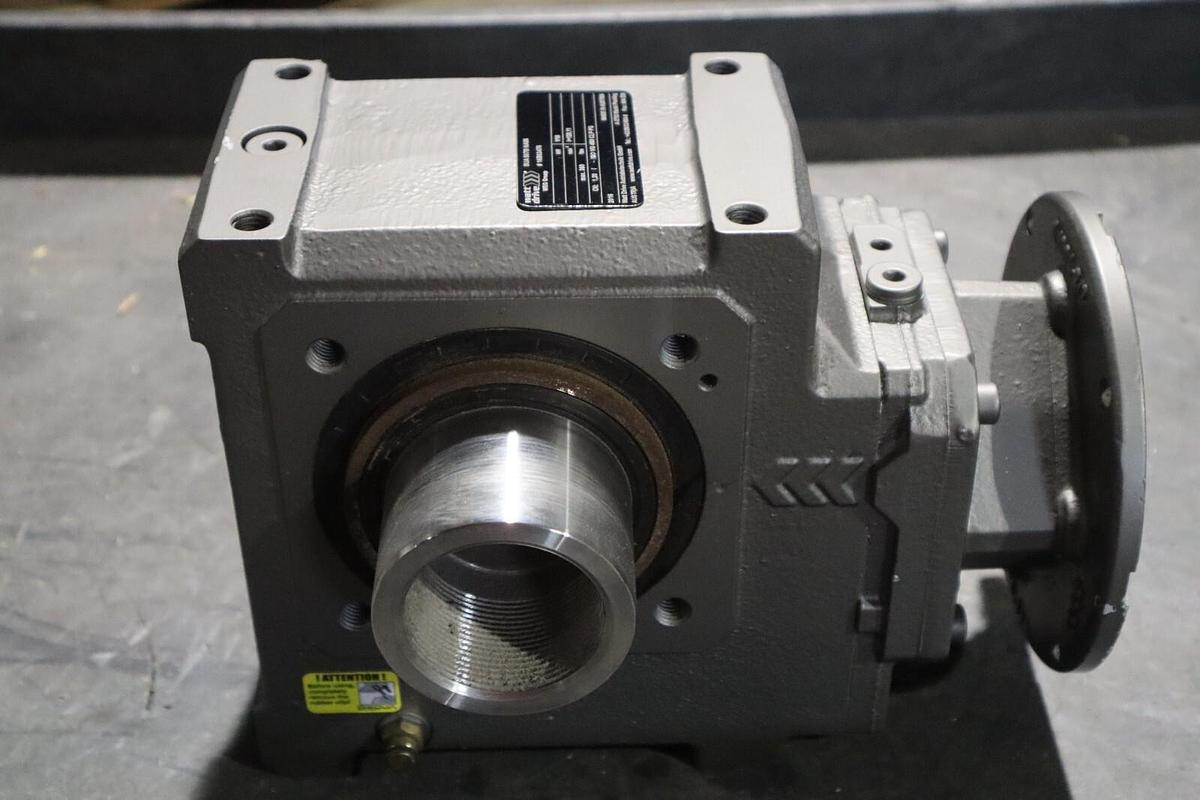 Used NEW OPEN BOX Watt Drive SUA507BNA56 Right Angle Reducer 120.11 STOCK S-292