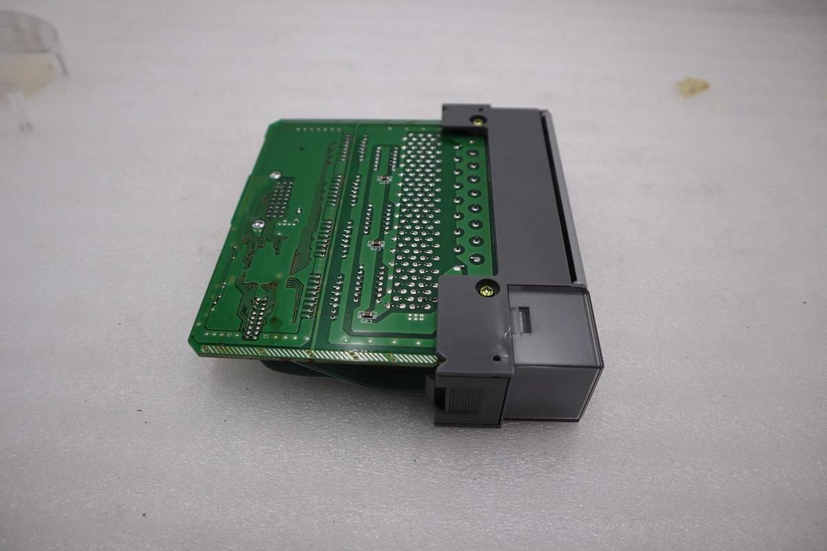 Allen-Bradley 1746-IG16 Input Module Series C - SURPLUS NEVER USED #H532A