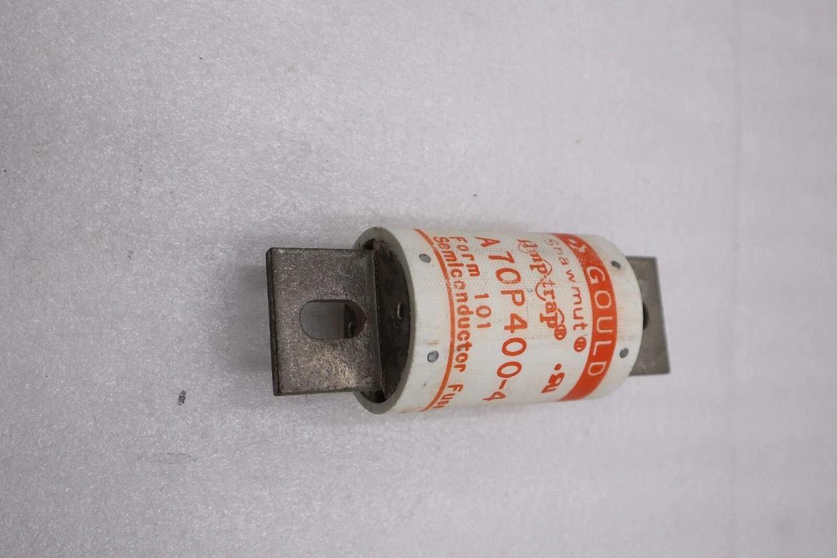 New Ferraz Shawmut A70P400-4 Semiconductor Fuse (14 AVAILABLE) STOCK H879