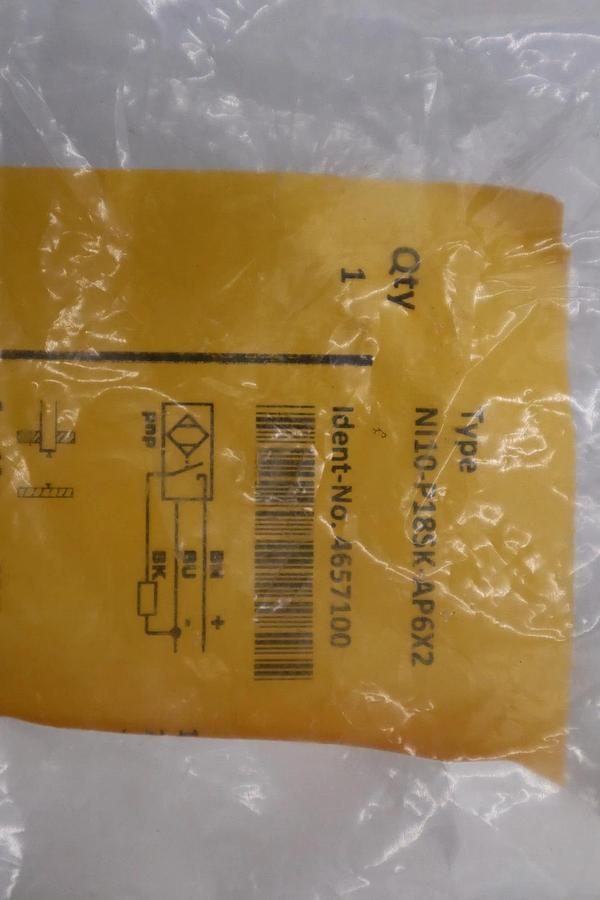 Used Turck Ni10-P18SK-AP6X2 Sensor STOCK H1604A