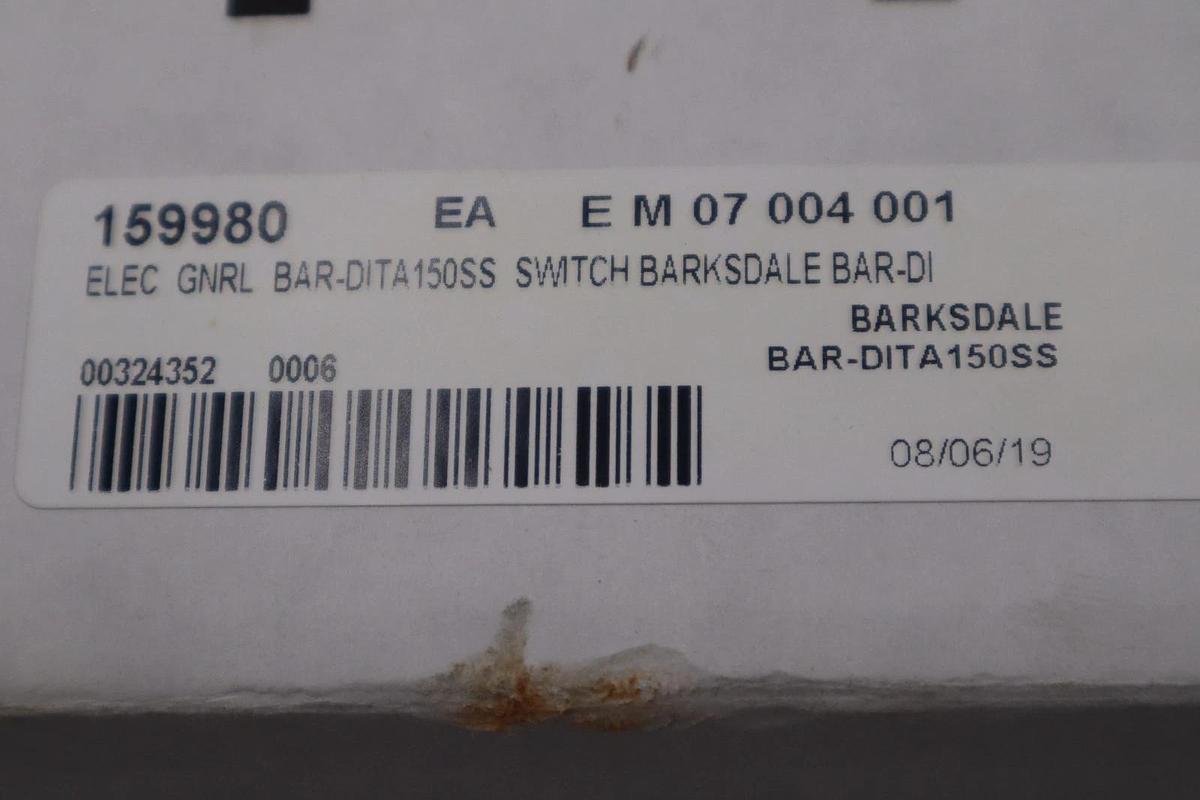 Used NEW BARKSDALE D1T-A150SS/TS7 Diaphragm Mechanical Pressure Switch STOCK G114