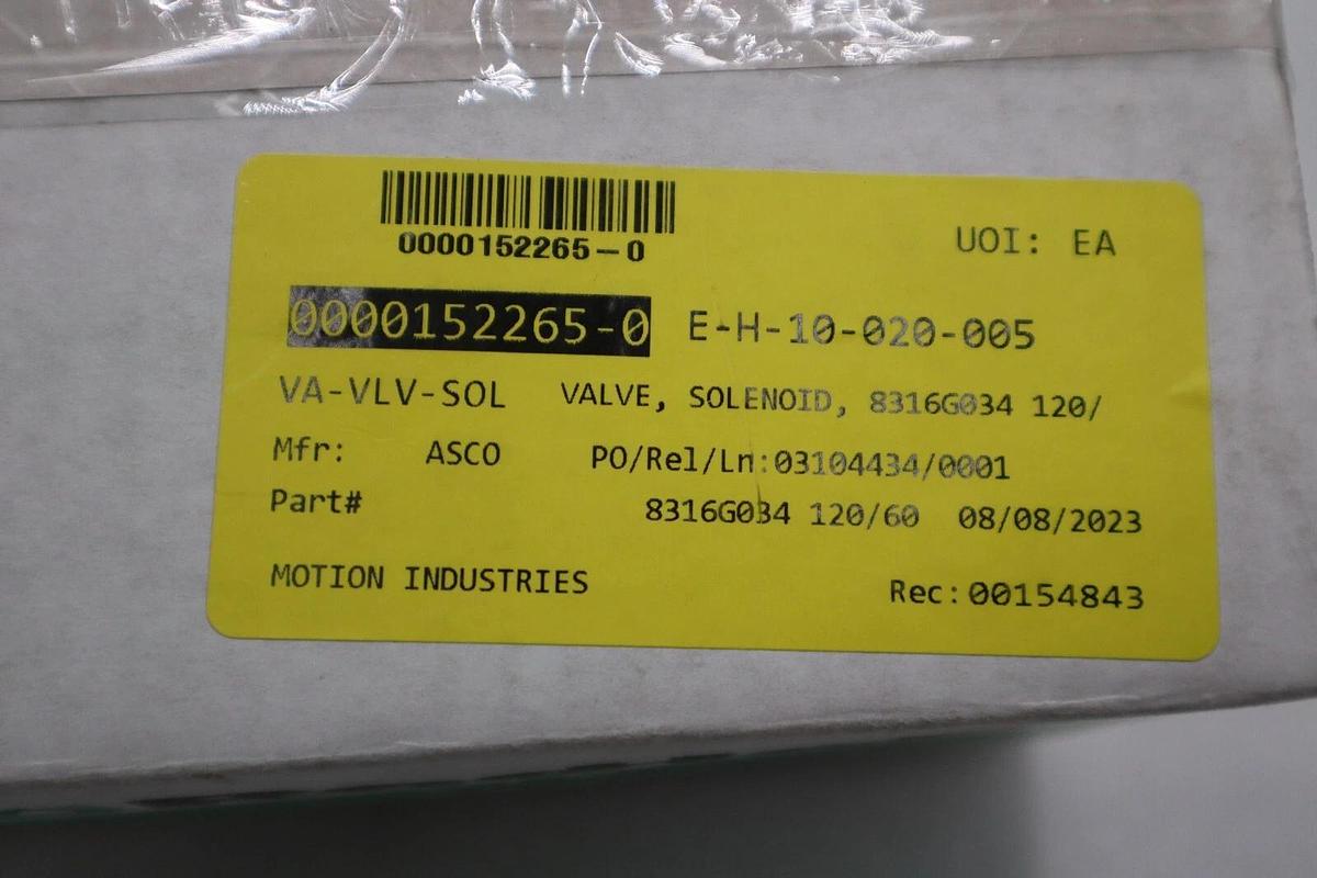 Used NEW IN BOX ASCO 8316G034 RedHat II Solenoid Valve 1" 3-Way 120/60 VAC STOCK G511