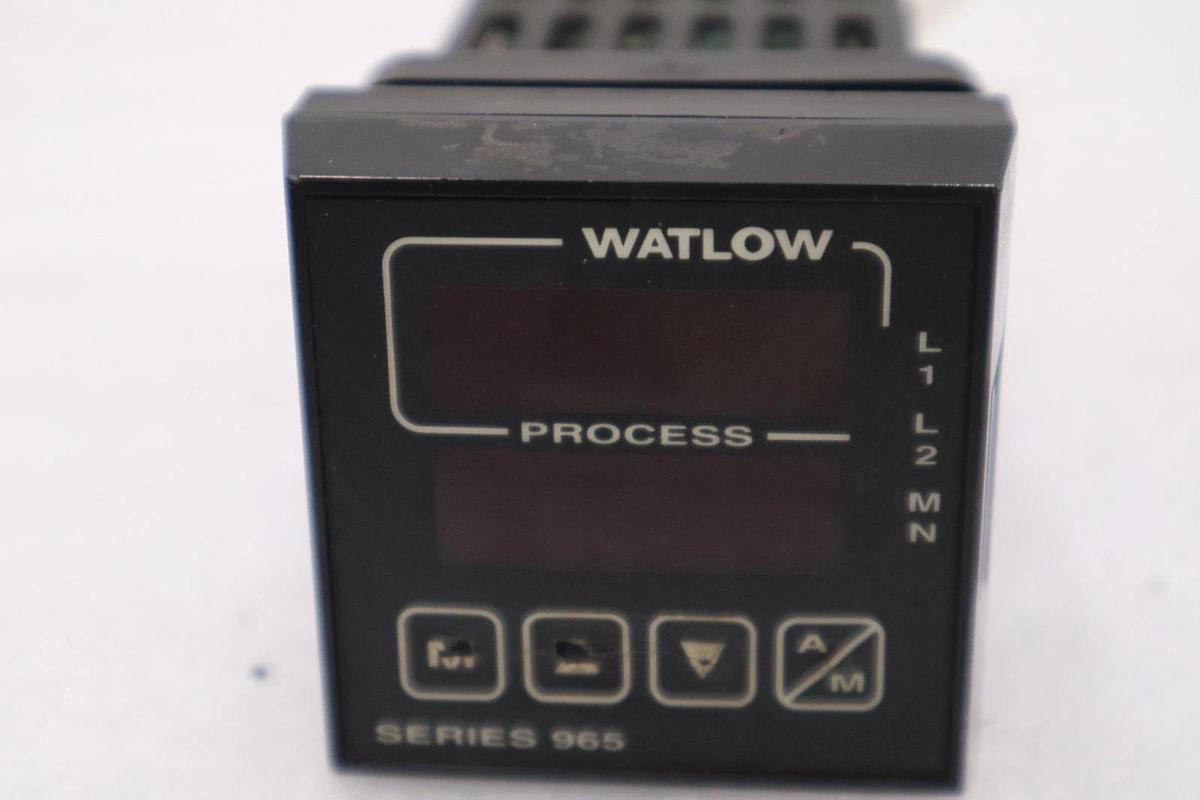Used Watlow 965 Series 965A-3CD0-0000 Temperature Controller STOCK H1439A