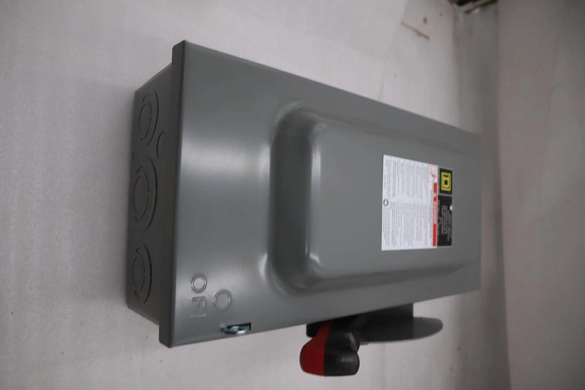 SQUARE D CH362 - NEW NO BOX - STOCK SGF132