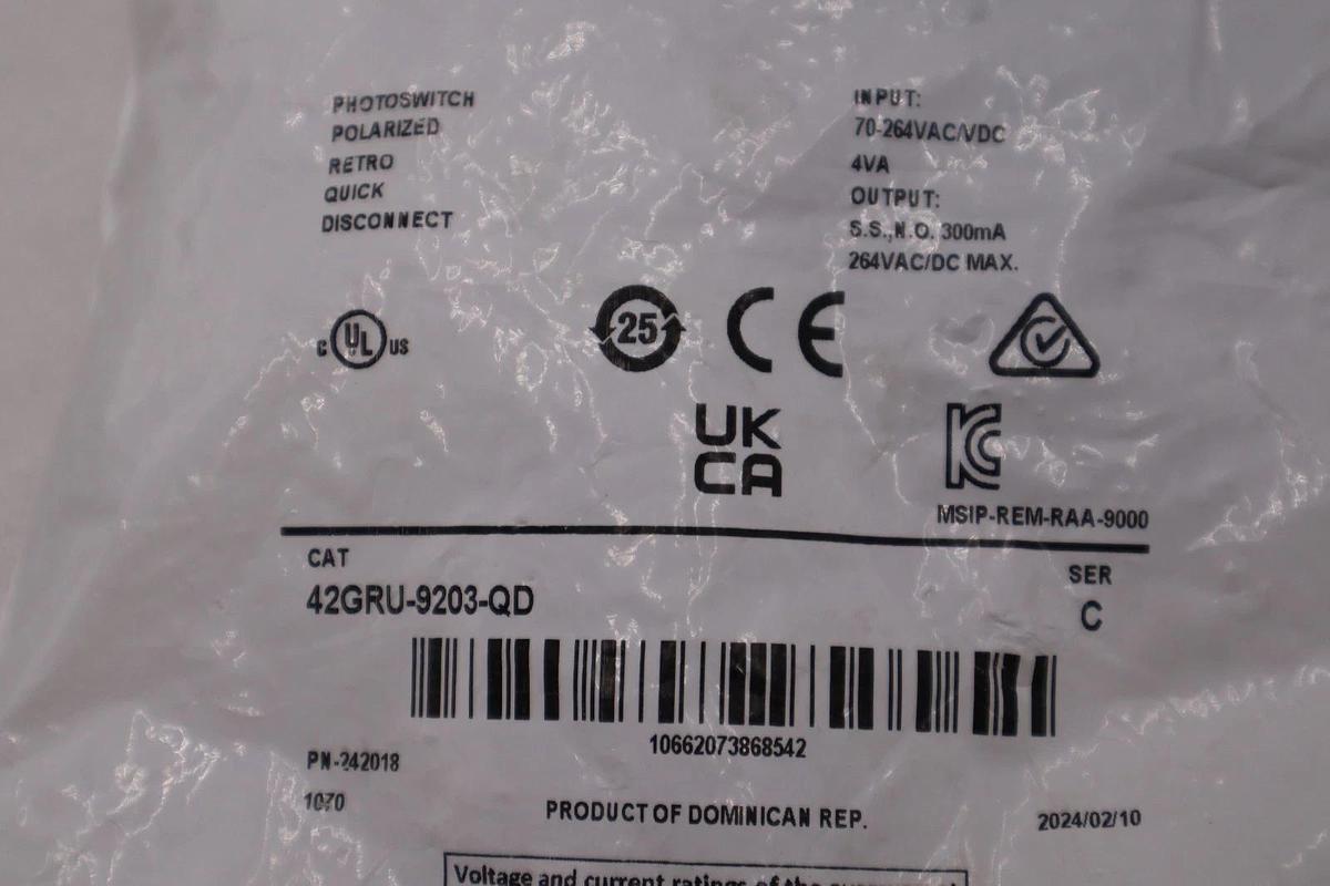 Used ALLEN BRADLEY 42GRU-9203-QD PHOTOSWITCH PHOTOELECTRIC STOCK H523A