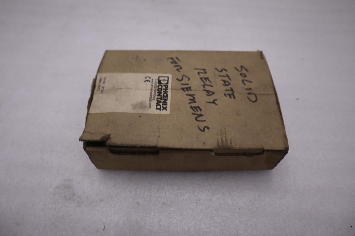 Used NEW OPEN BOX OF 8 PHOENIX CONTACT 2823625 ST-REL2-KG 24/1 STK K4027CC