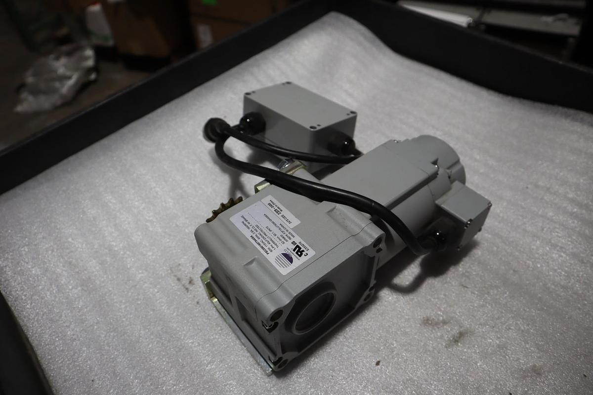 Used TELCO PSC0901607540S4 GEARMOTOR, 1 HP, 90 WATT, 115 VAC, 60 HZ - STOCK SGF70