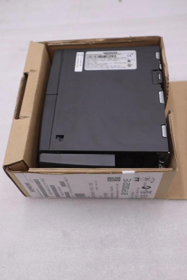 Used 6SE6440-2UC13-7AA1 NEW SIEMENS MICROMASTER 440 Inverter NEW IN BOX STOCK GF-1385