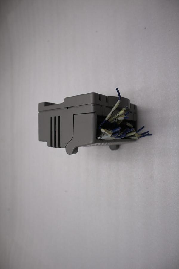 Used Giddings & Lewis M.1300.7372 R1 Input Module 24VDC SINK/SOURCE STOCK 5166A