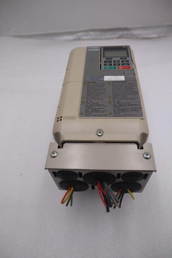 Used YASKAWA ELECTRIC CIMR-AU4A0004FAA / CIMRAU4A0004FAA REV E VFD DRIVE STOCK 2275-A