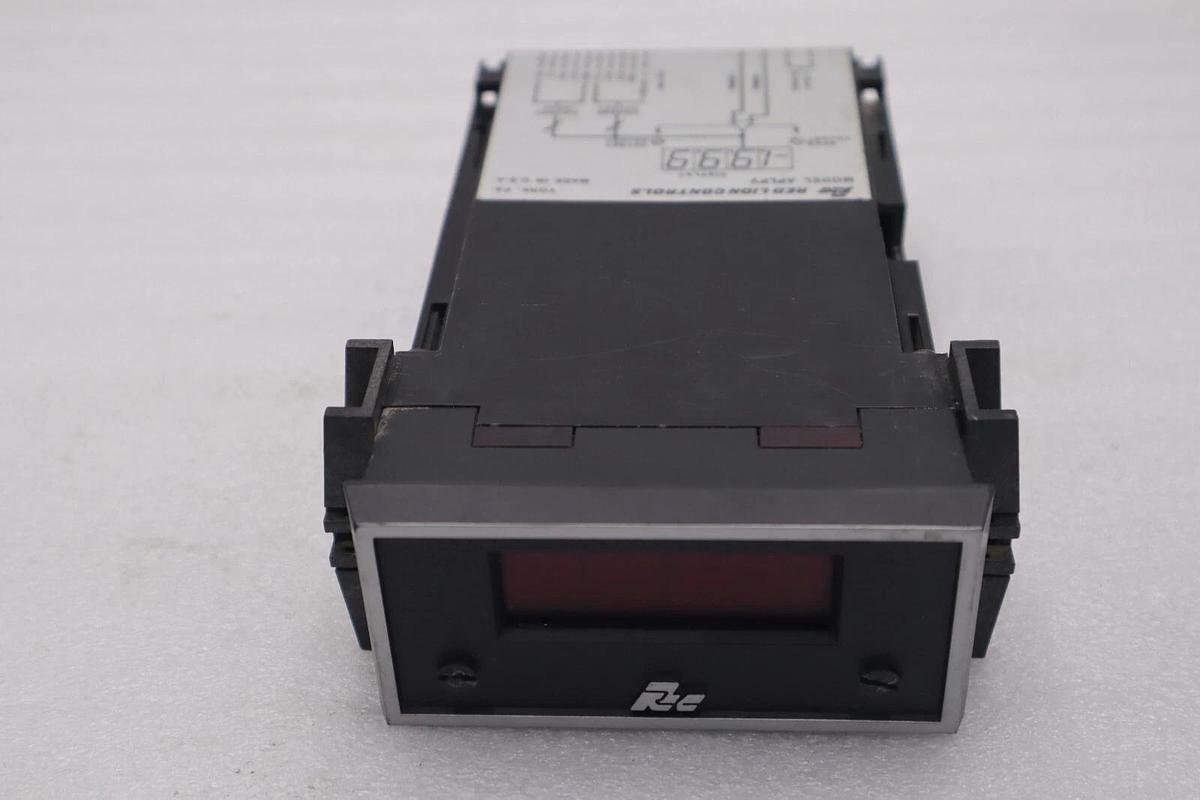 Used RED LION CONTROLS MODEL APLPV PROCESS VOLTMETER 115VAC 50/60Hz STOCK L-555-C