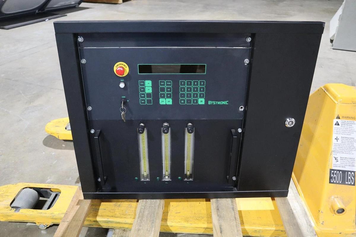 Used Bystronic GAS MIX CHASSIS 0-07950-6 RM Nr. : 373947 Datum 13.2.03 STOCK S-567