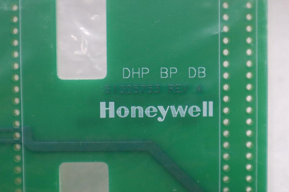 NEW IN BOX HONEYWELL 51305734-100 / 51305734100 STOCK G317