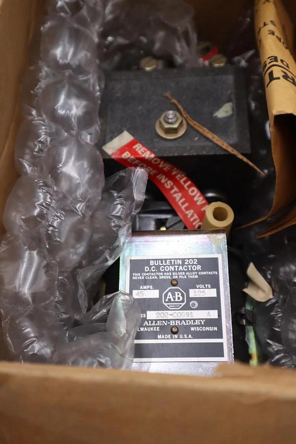 NEW ALLEN BRADLEY 202-C0G91 SER. A CONTACTOR 45 AMPS 125V STOCK 5464