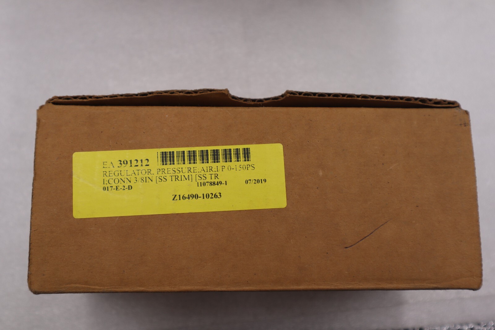 FAIRCHILD PNEUMATIC REGULATOR Z16490-10263  STOCK 3963
