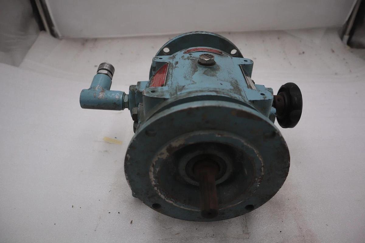 Used FORMSPRAG DANA 840081 HYDROSTATIC SPEED VARIATOR STOCK #M-60