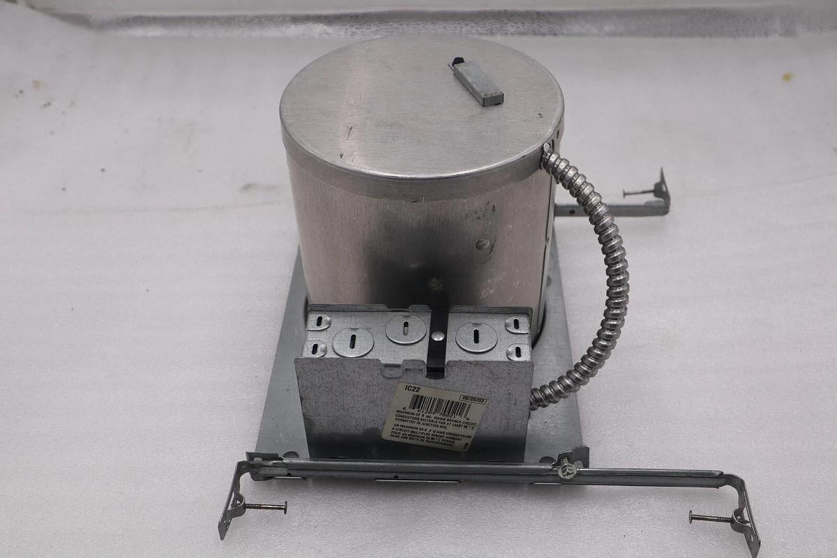 Used Juno IC22 Air-Loc INCANDESCENT NEW CONSTRUCTION IC HOUSING STOCK 4859