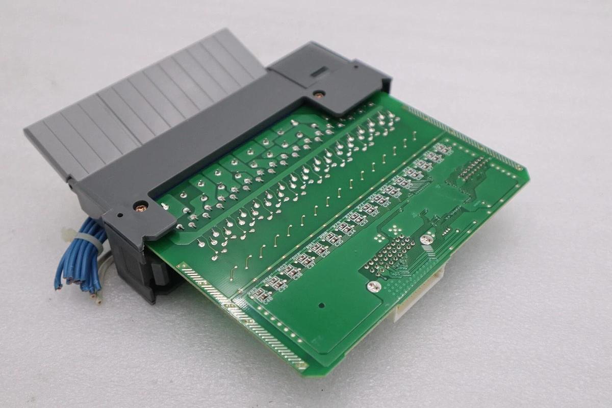 Used ALLEN BRADEY AB 1746-IV16 SLC 500 SERIES C INPUT MODULE STK K-86-D