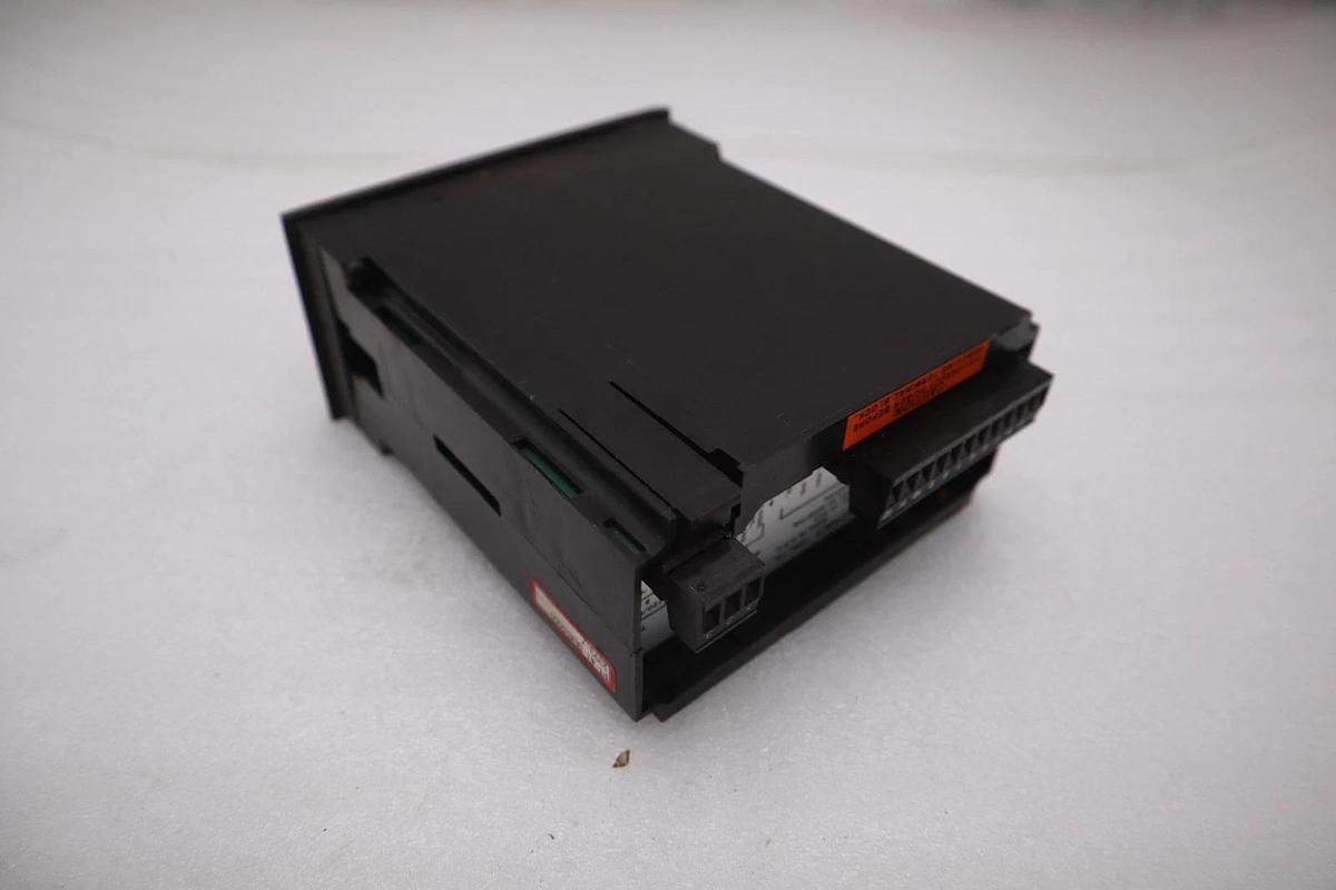 Used Red Lion Controls GEM 1 6 Digit Digital Counter STOCK L209CC