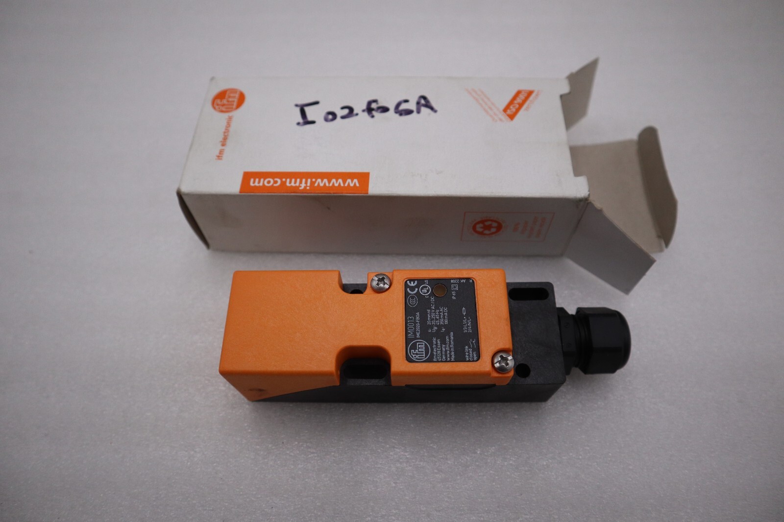 NEW EFECTOR IME2020-FBOA INDUCTIVE SENSOR IM0013 STOCK H223A