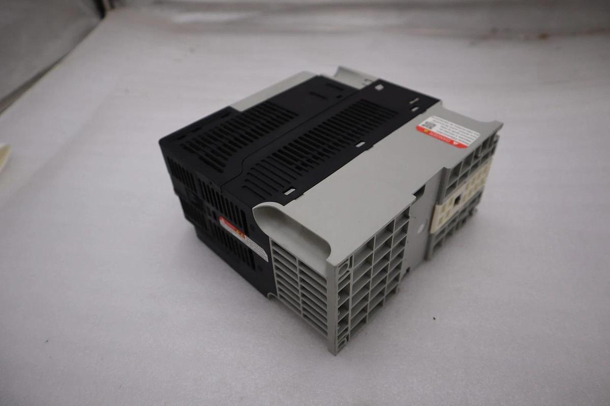 Used AB ALLEN BRADLEY POWERFLEX 525 25B-D010N104 4.0kW 5.0HP STOCK H1402