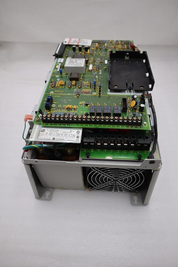 Used ALLEN BRADLEY 1336S-B015-AN-EN3 / 1336SB015ANEN3 NEW DRIVE STOCK H719