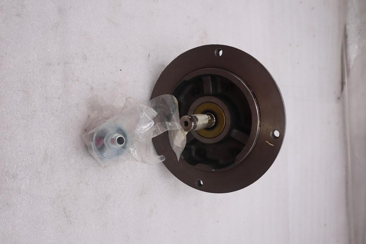 Used NEW OPEN BOX GAST 4AM-NRV-70C Air Motor 1.7 hp 78 cfm 1/4 in NPT STOCK 1520A