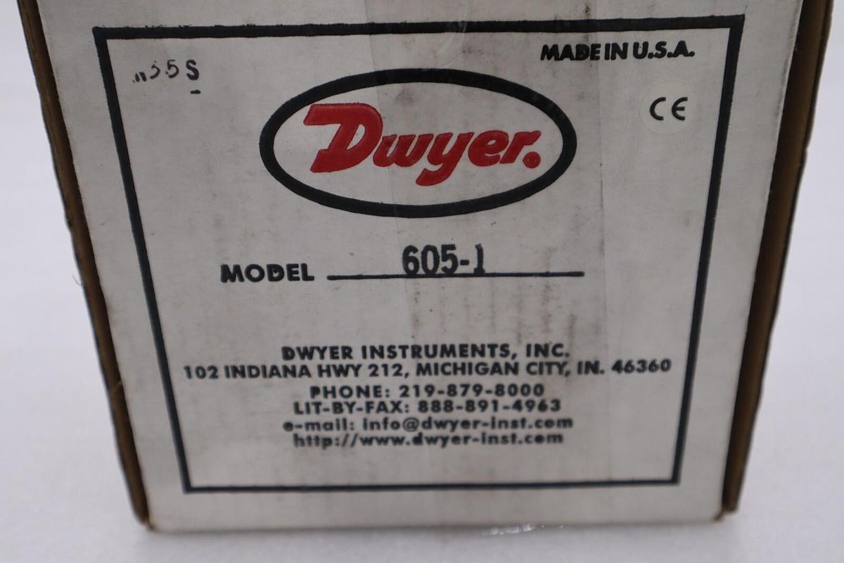 NEW Dwyer 605-1 Magnehelic Pressure Transmitter STOCK 5227