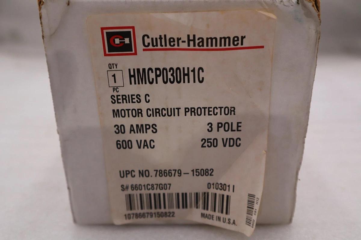 NEW OPEN BOX CUTLER HAMMER HMCP030H1C 30A 3 POLE CIRCUIT BREAKER STK GF1106