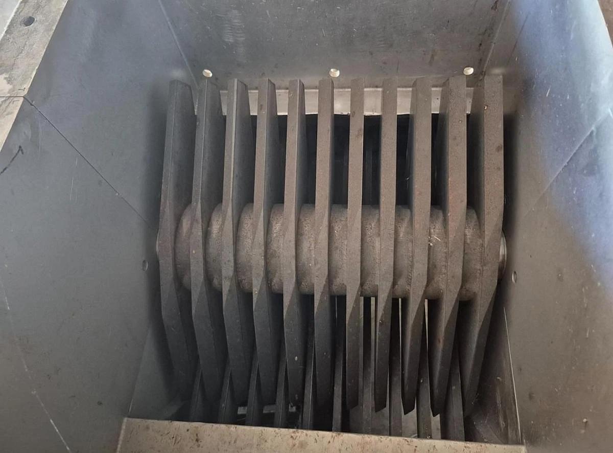 Used VINCENT MODEL VS-18 SHREDDER 50 HP MANUFACTRUED 2019