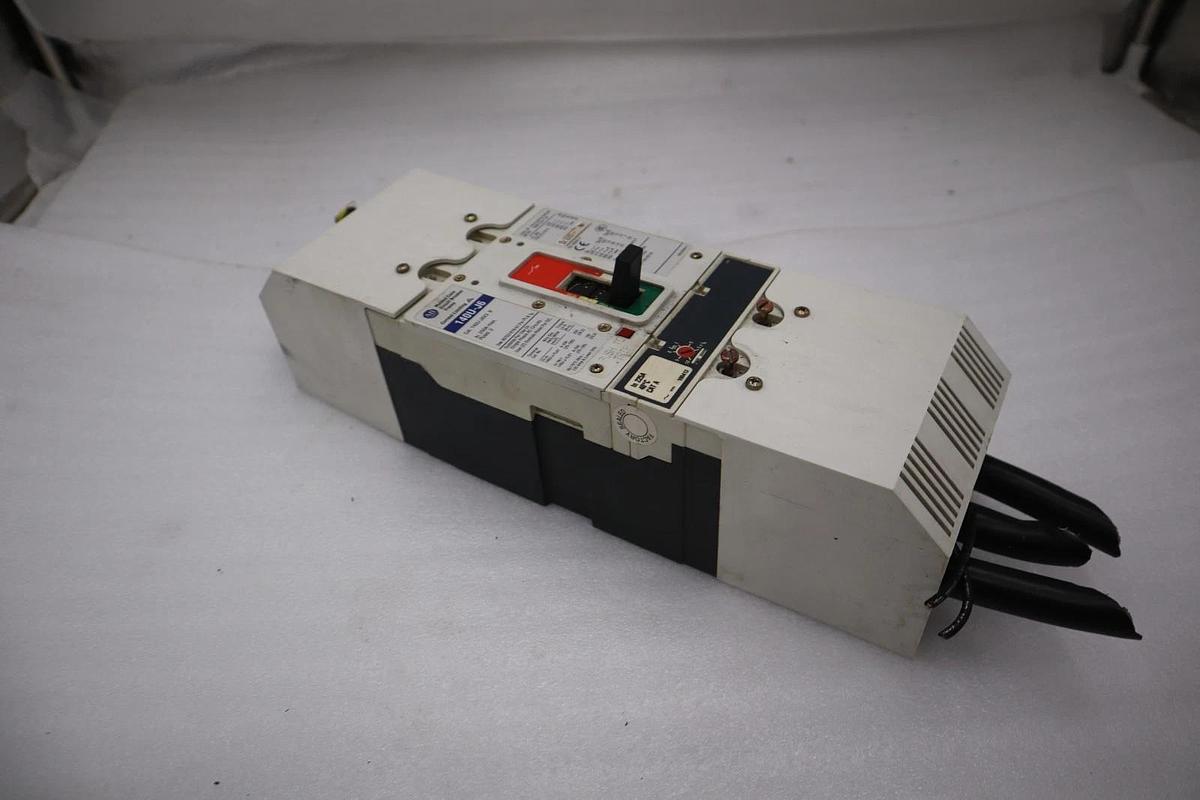 Used Allen Bradley 140U-J6X3 100A 3P 600V AC 250V DC Circuit Breaker STOCK H1864