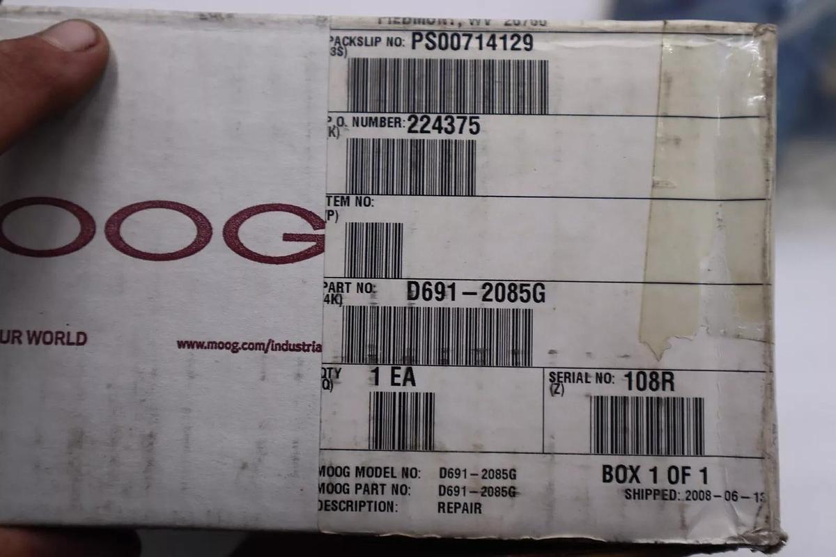 Used MOOG D691-2085G UNMP TYPE 030FBAAAVVS2N STOCK L-294