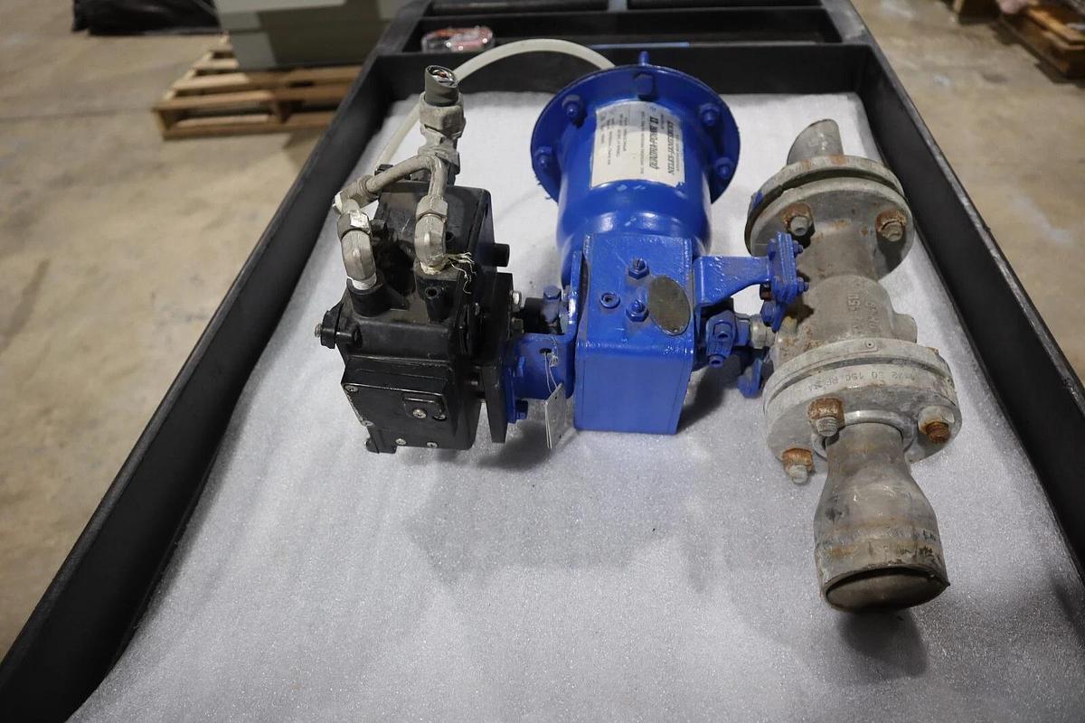 Used 1" Jamesbury Stainless Ball Valve QUADRA-POWR II STOCK S-621