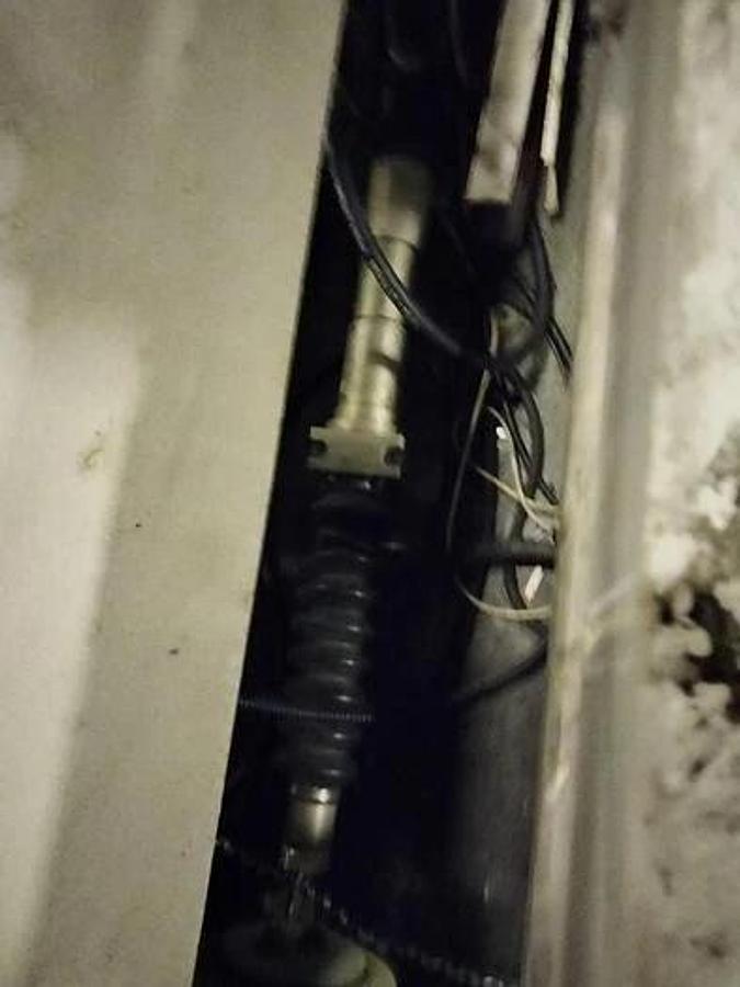 Used 60" WIDE FEEC SHAFTLESS FLOOR PICK UP UNWIND STAND 60" DIAMETER