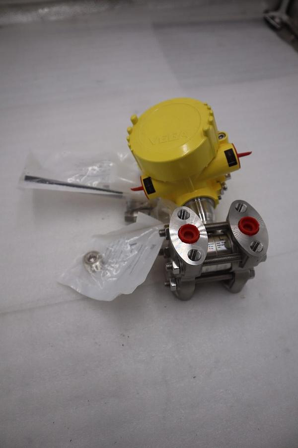Used VEGADIF 75 Process Pressure Transmitter DF85.CCD1AASHXDNKM NEW UNIT STOCK 5552A