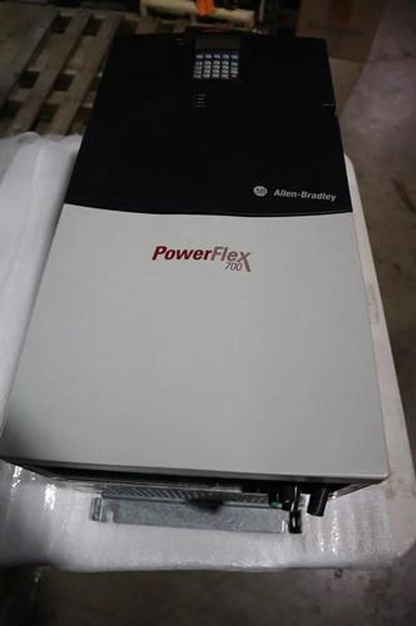 Used ALLEN BRADLEY 20BD125A3ANNARC0 100 HP POWERFLEX 700 DRIVE VFD STOCK 5346