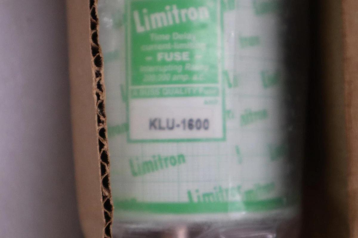 Used NEW IN BOX EATON BUSSMAN KLU-1600 600VAC 1600A STOCK H1145