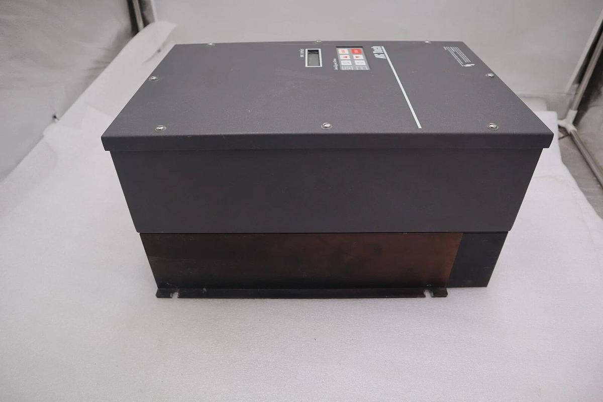 Used LENZE AC TECH M14250DK VFD DRIVE 400/460V 25 HP STOCK 2268-A