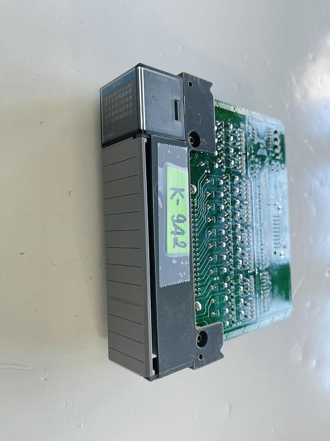 Used ALLEN BRADLEY 1746-IB32 SERIES D SLC500 INPUT MODULE #K-942