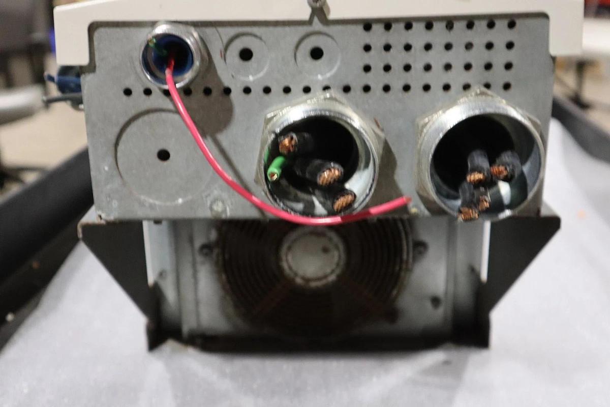 Used ABB ACH550-UH-125A-4 AC DRIVE 550 SERIES 3 PHASE 380-480 V AC STOCK S686