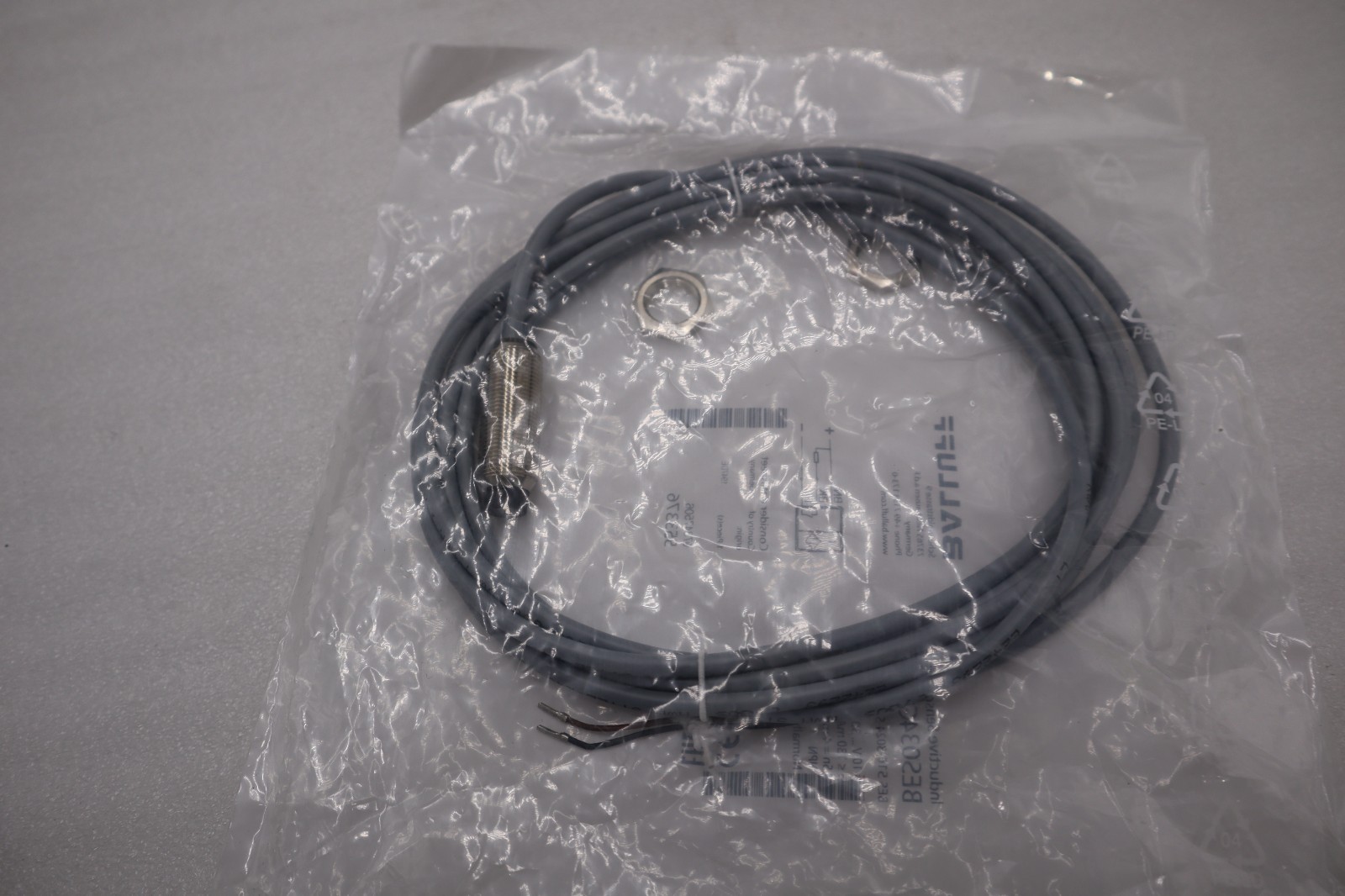 NEW BALLUFF BES516-3024-SA2-03 STOCK H1418