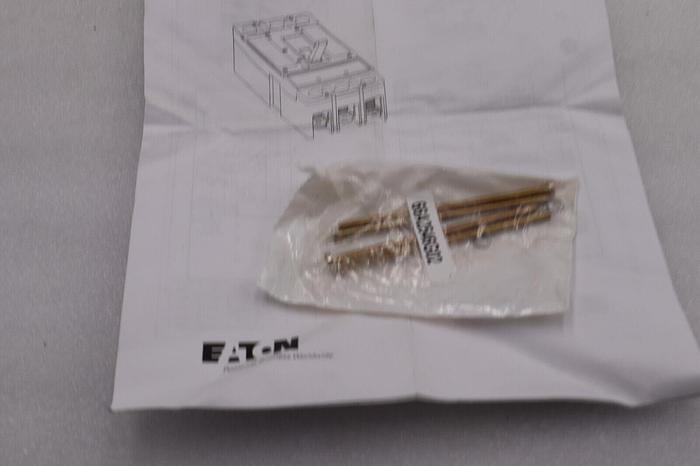 NEW EATON/CUTLER-HAMMER JGE3250FAEB2X2 Auxiliary 3 Pole 250 Amp STOCK 2198