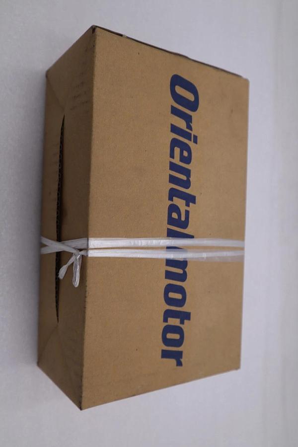 Used NEW IN BOX Oriental Motor 2IK6GN-AWTU Induction Motor STOCK H403