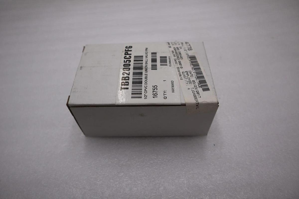 Used HAYWARD TBB2005CPFG 1/2" CPVC True Union Ball Valve Socket/Threaded STK H876A